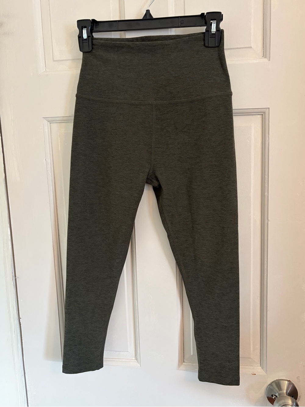 Beyond Yoga Spacedye Walk and Talk High Waisted Capri Legging Medium Eden Green